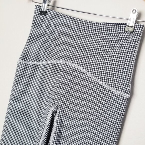 SPANX Booty Boost Active Houndstooth Leggings Ankle Spanxshape Navy White S $118 - Picture 7 of 16